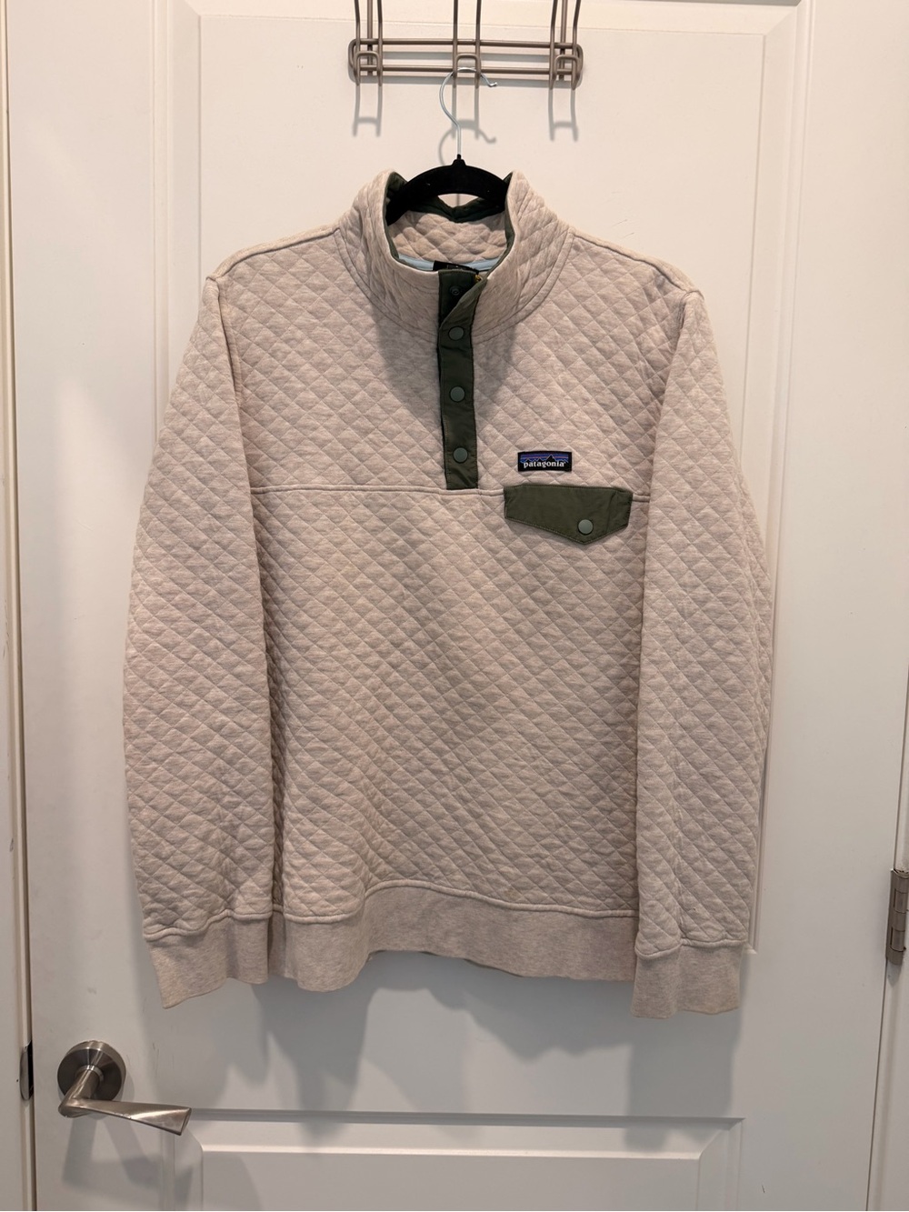 Patagonia Women's Organic Cotton Quilt Snap-T Pullover
Sweatshirt Size L